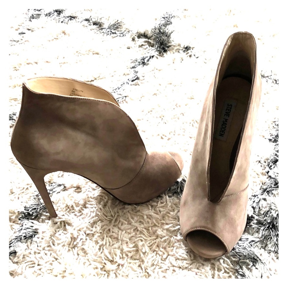 Steve Madden Suede Booties Size 7.5